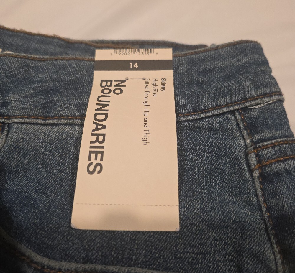 No Boundaries Blue High-Rise Women’s Jeans - Picture 5 of 5